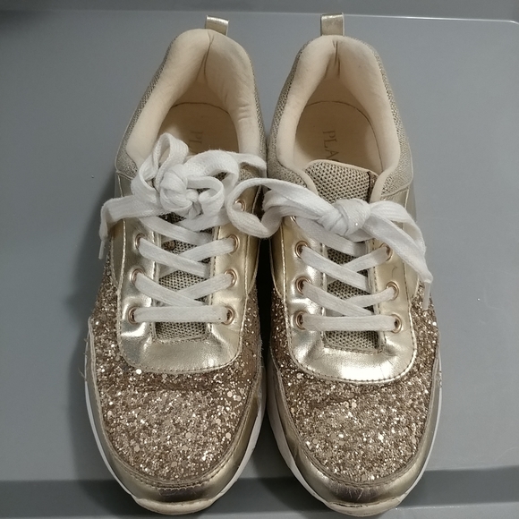 🎉HOST PICK🎉Children's Place Gold Glitter Sneakers Girls 5 - Picture 15 of 16